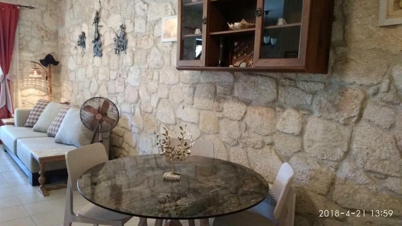 Holiday home Traditional Stone House *